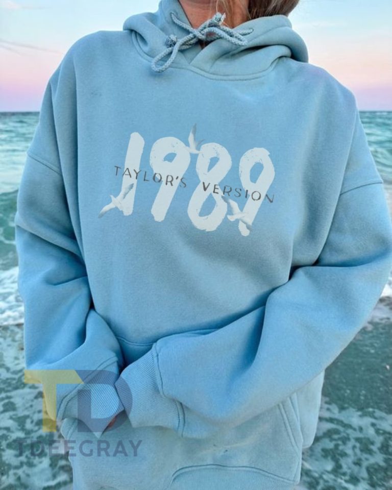 Gift For Him Her Of A Trendy 1989 Taylor's Version Hoodie Sweatshirt